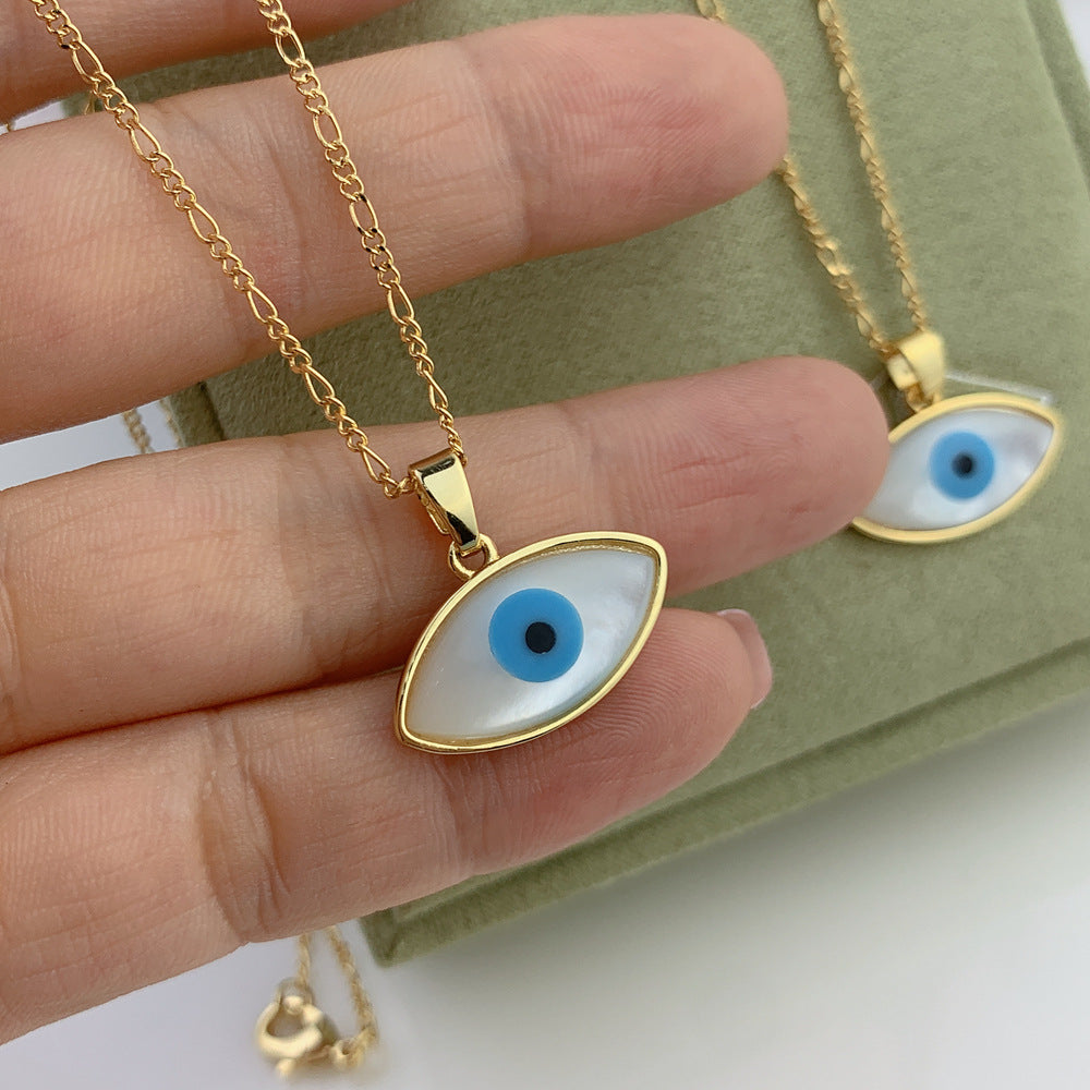 Stylish evil eye necklace with delicate pendant for everyday wear