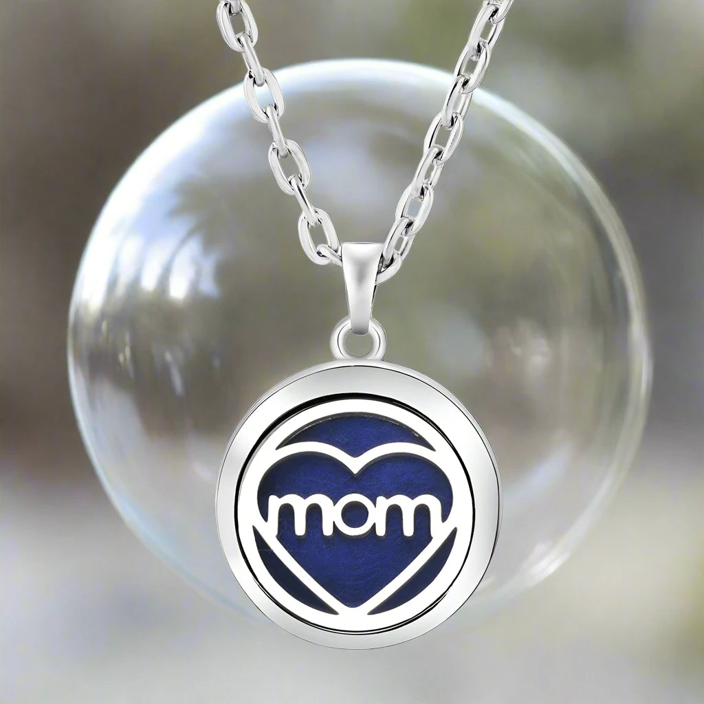 Stylish stainless steel essential oil locket necklace for aromatherapy