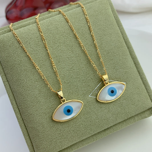 Elegant evil eye pendant necklace for protection and good luck
